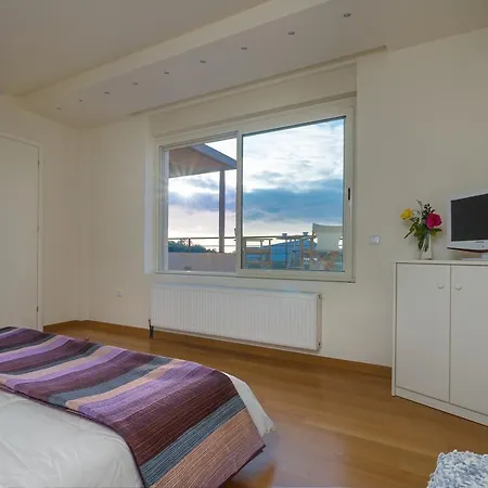 Legrena Beach Villa